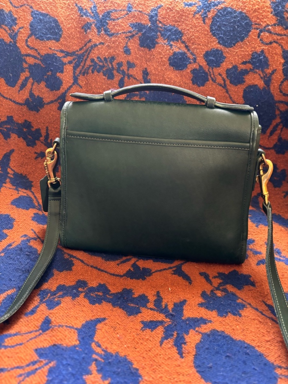 Coach bottle green leather court bag - Picture 3 of 9